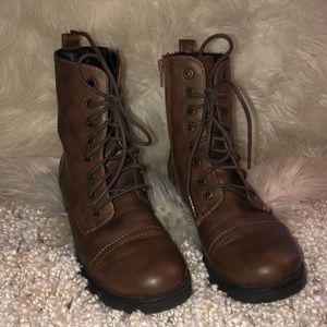 Brown Moto Boots 🌵